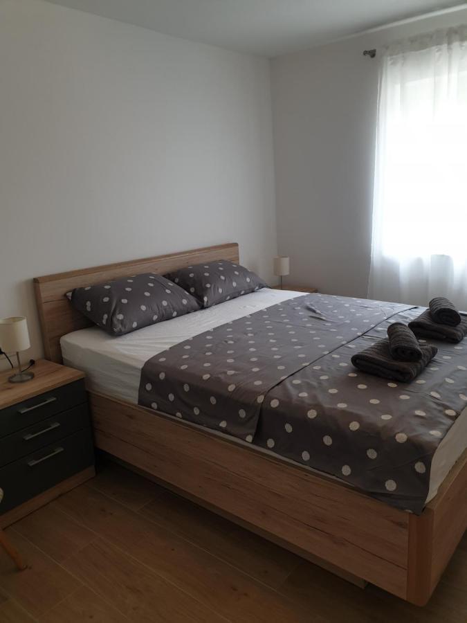 Apartments Lucky 罗佐瓦克 外观 照片